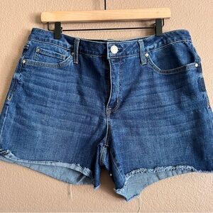 Seven7 Blue Jean Weekend Shorts Size 14